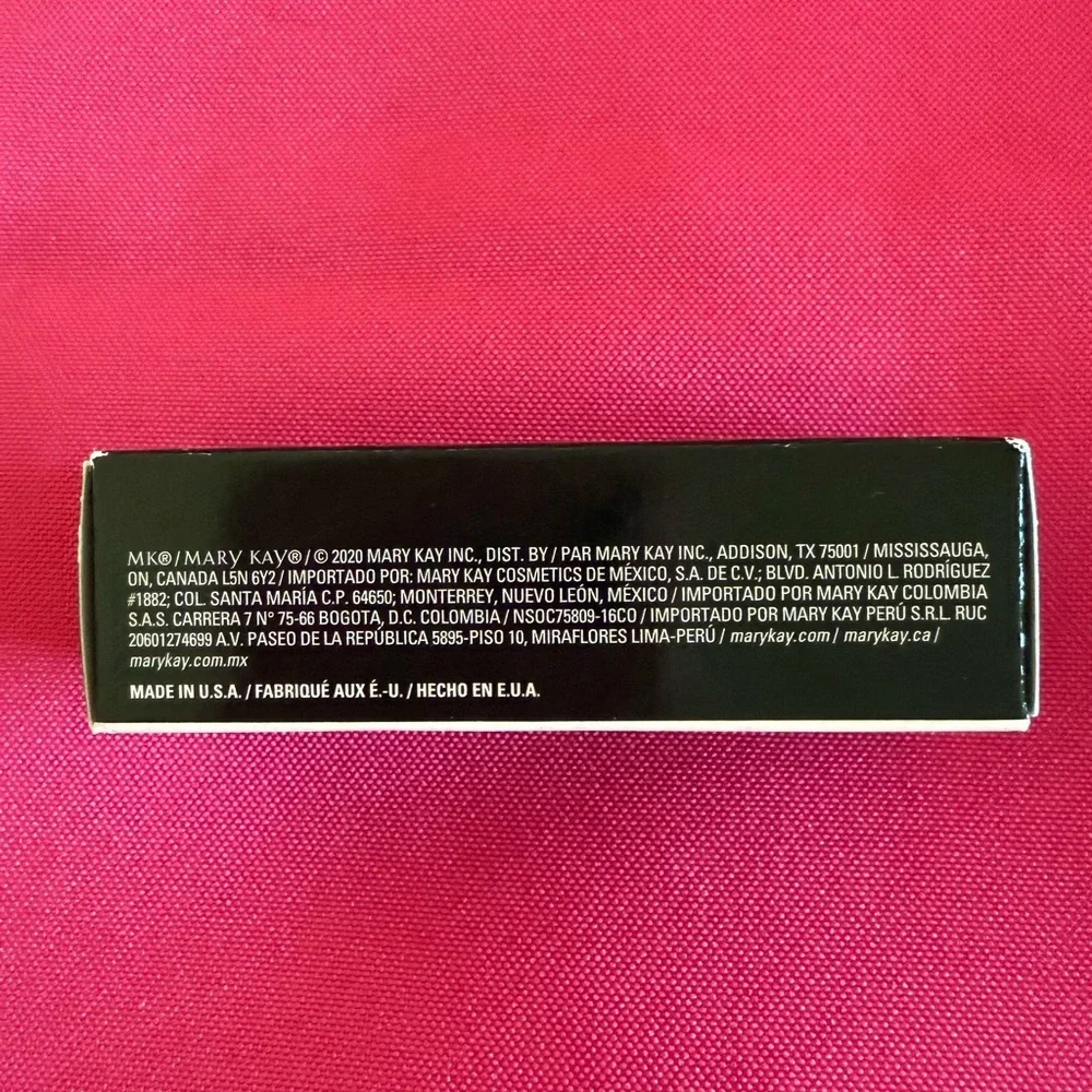 Mary Kay Gel Semi-Matte Lipstick Trademark Pink New in Box